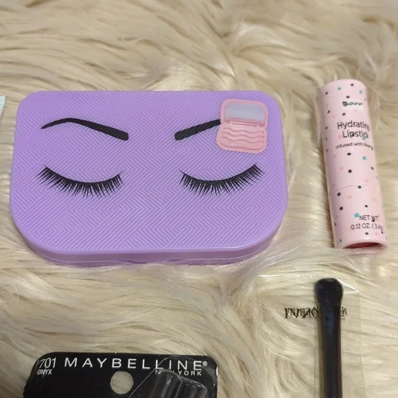 Makeup lot - Picture 5 of 7